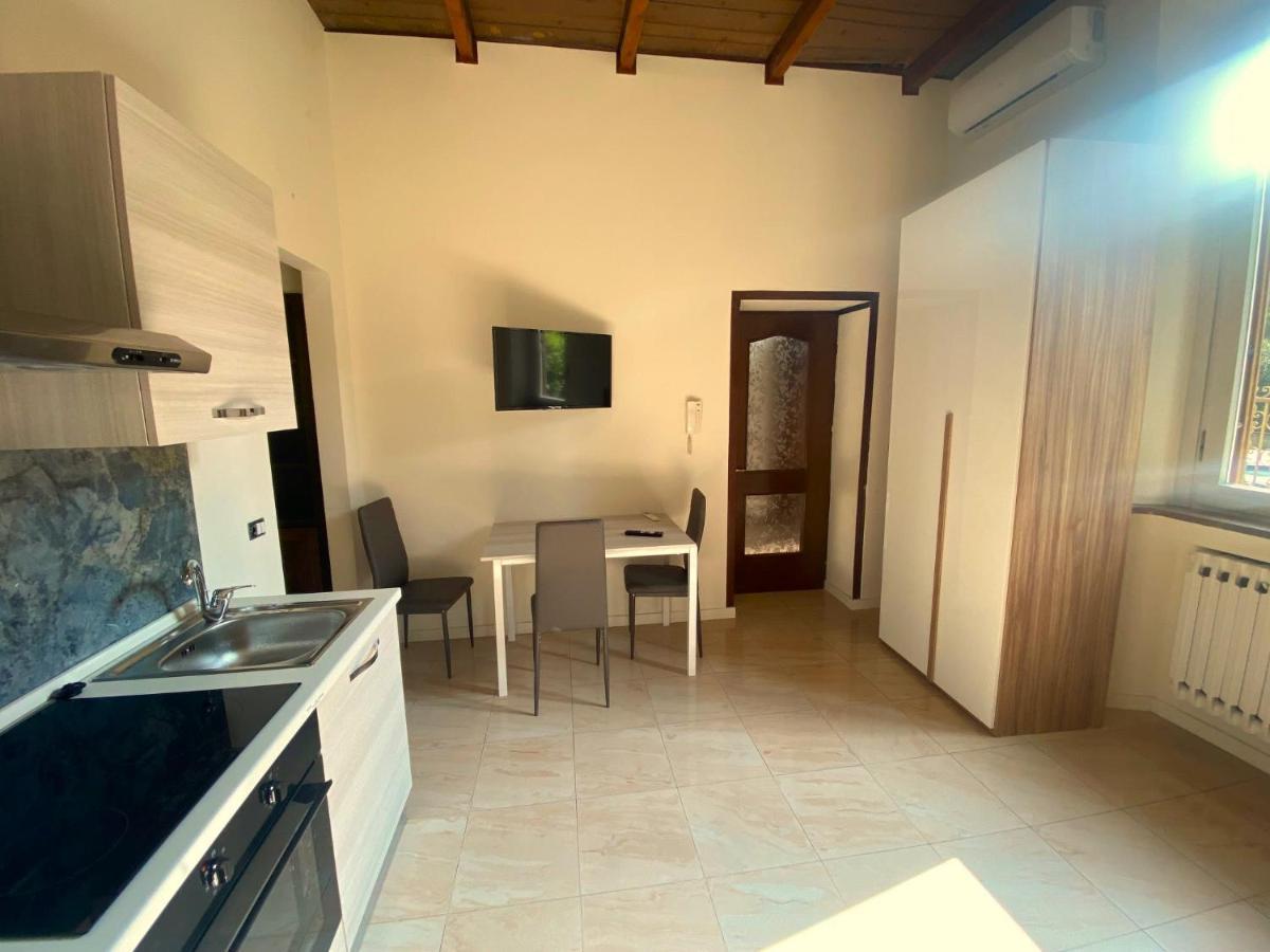 Apartment In Villa Milano ภายนอก รูปภาพ